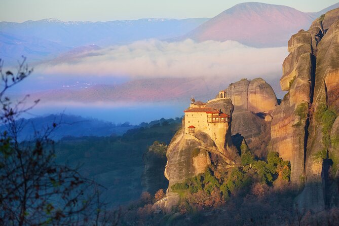 Delphi and Meteora, 2-Days Private Tour - Temple of Apollo and the Delphic Museum Highlights