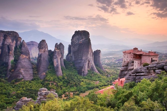 Delphi and Meteora Two Days Tour from Athens - Thermopylae monument stop: Leonidas in a quick, meaningful pause