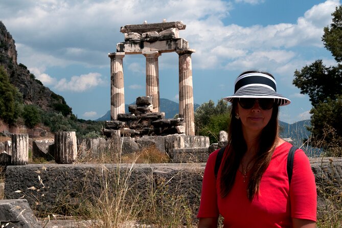 Delphi (Apollo Oracle/ Athena Tholos) private day tour from Athens (10 hours) - Price, Vehicle Comfort, and What You Pay For