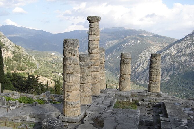 Delphi, Arachova and Levadia Krya Springs, Private Day Tour - Temple of Apollo at Delphi: what you’re really looking at