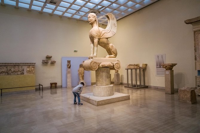 Delphi English Day Trip from Athens with Official Guide - Arachova and Levadia stops: the mountain-town bonus