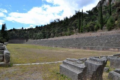 Delphi from Athens Round Trip Private Transfer