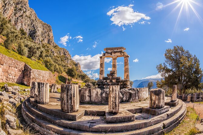 Delphi full day V.R audio guided tour with entry ticket - Athens to Delphi: long drive, real scenery, and time buffers
