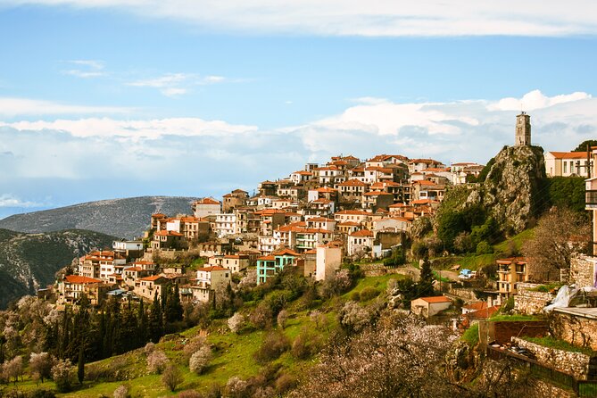 Delphi full day V.R audio guided tour with entry ticket - Delphi village free time: lunch, photos, and how not to waste it