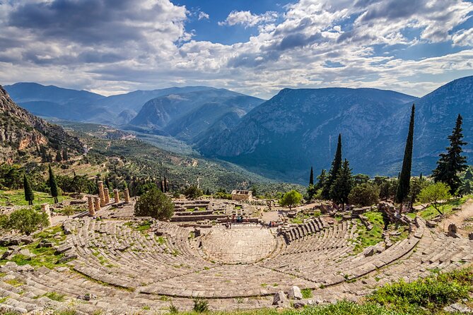 Delphi full day V.R audio guided tour with entry ticket - Who this tour suits best (and who should consider another option)