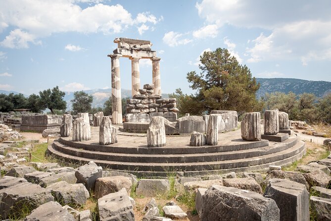 Delphi Guided Small Group Day Tour from Athens - Lunch in modern Delphi: your time, your pace