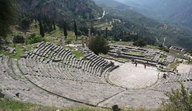 Delphi, Itea, Galaxidi full day private tour from Athens - Arachova, Livadeia, and Mount Parnassus: the road to Delphi has style