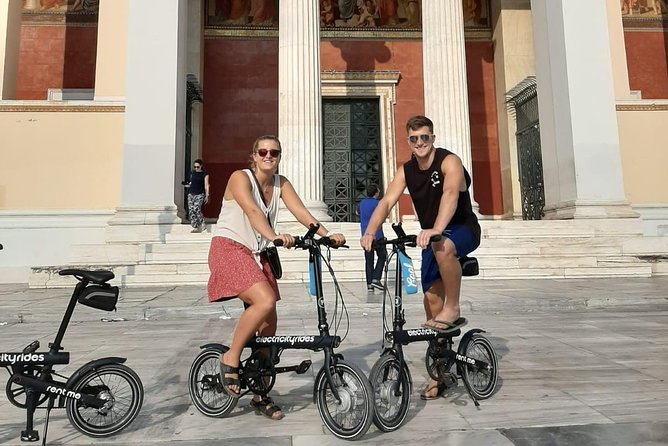 Discover the City e-bike day tours - Guide style, pacing, and why the small group feels better