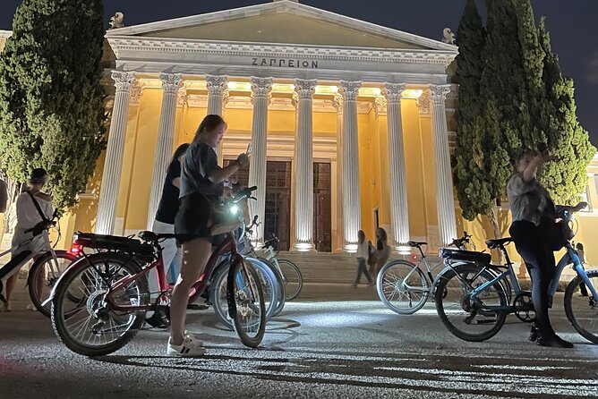Electric Bike Tour of Athens by Night - Changing of the Guards Stop: The 10-Minute Photo Window