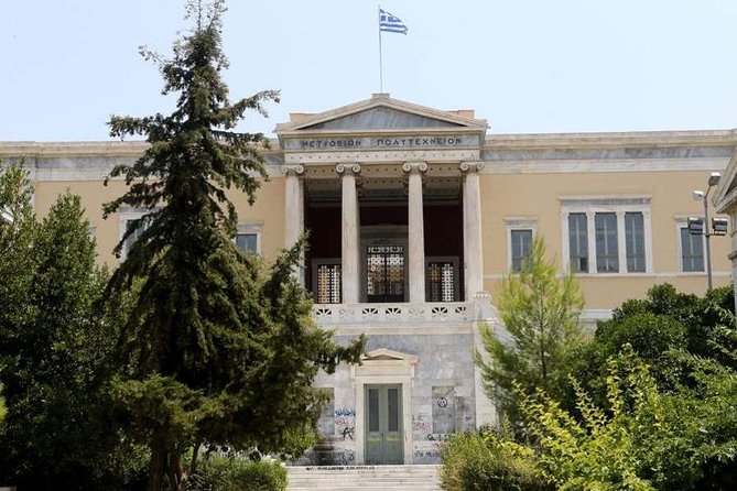 Exarcheia walking tour: The other side of Athens - The first stop: Omonoia Square to set the tone