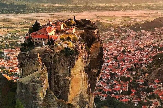 Explore Central Greece with an affordable 2 days tour to Meteora - Route overview: Athens to Thermopylae, Delphi, and up to Meteora