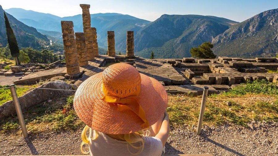 From Athens: 3 Days in Meteora & Delphi with Tours & Hotel - Practical Tips That Keep This Trip Smooth