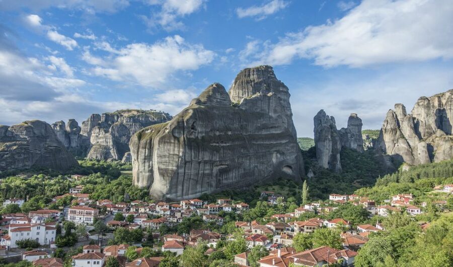 From Athens: 3-Days Meteora with small size local tours - Day 2: Choose Your Meteora Style, Half-Day Tour or Hiking