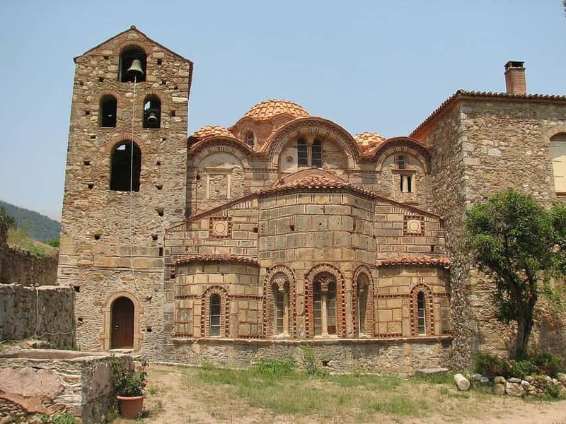 From Athens: Ancient Sparta and Nemea Wine Country Day Trip - Mystras Archaeological Site: Byzantine Palaces on a Mountain
