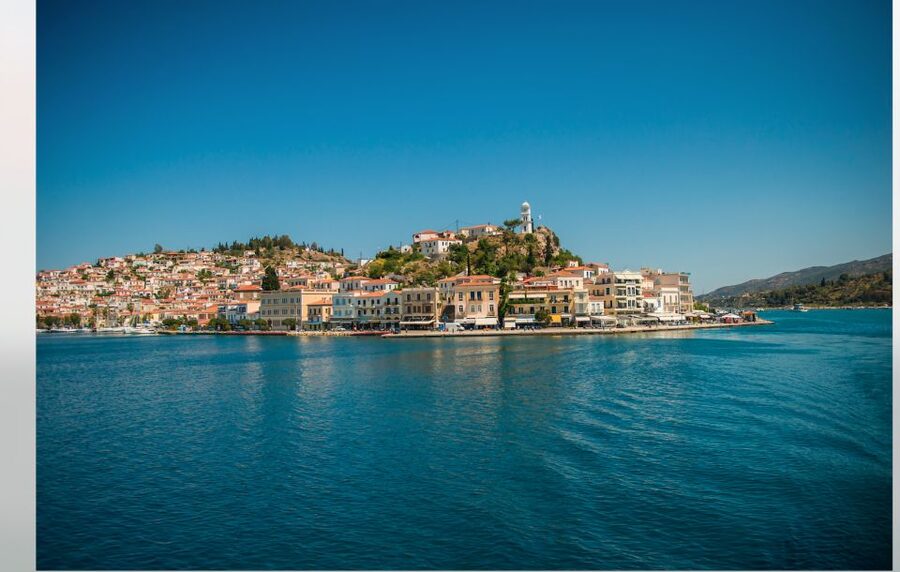 From Athens: Day Cruise of the Saronic Islands - Lunch, photos, and life on board during the cruise