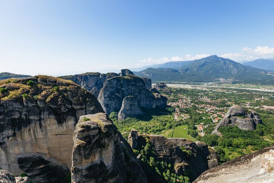 From Athens: Delphi and Meteora 2-Day Guided Tour - Meteora Monasteries: Two Cliff-Top Visits and Huge Valley Views