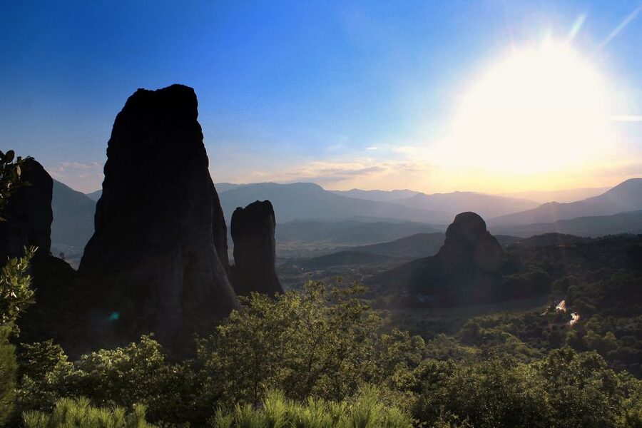 From Athens: Delphi and Meteora 2-Day Tour with Hotel - Key highlights to look for