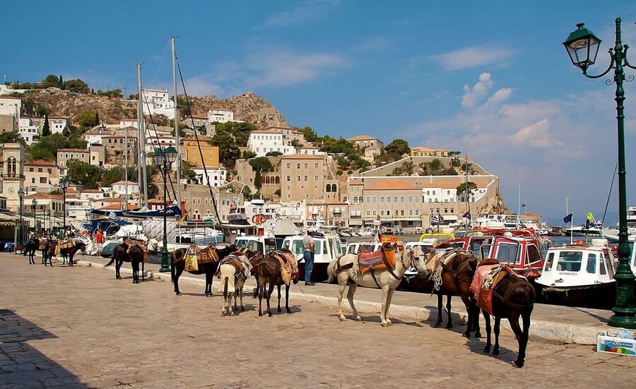 From Athens: Hydra Island Private Day Trip - Museum of Hydra: the structured stop that adds context