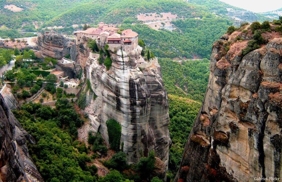 From Athens: Meteora Train Trip with Overnight Stay - What to bring: shoes, cash, and clothing rules that affect comfort