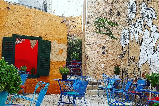 Get Lost in Athens with an Insider - Guides, pacing, and English comfort level: plan smart
