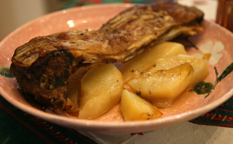 Greek Phyllo and Pie Cooking Class in Athens - Wine, Ouzo, and Food Flow: What You Eat and When
