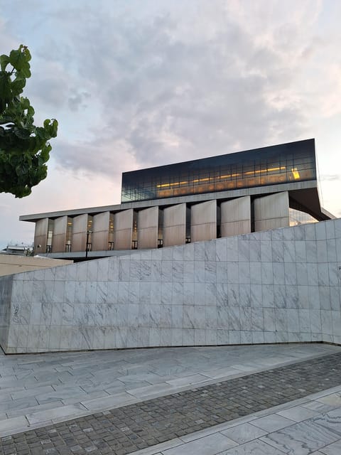 Highlights and Hidden Gems of Athens Walking Tour - Meeting Outside Acropolis Metro: Why Makrygiani Street Is a Smart Start