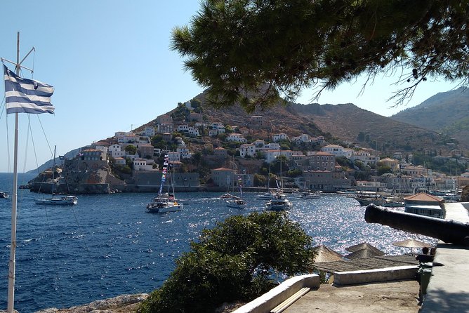 Hydra Island Day Tour with your Private Guide in the Most Cosmopolitan Island - Where to walk when you want the quieter Hydra side