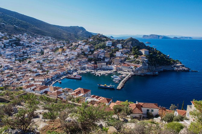 Hydra Island Day Tour with your Private Guide in the Most Cosmopolitan Island - Speedboat views: the part you will talk about later