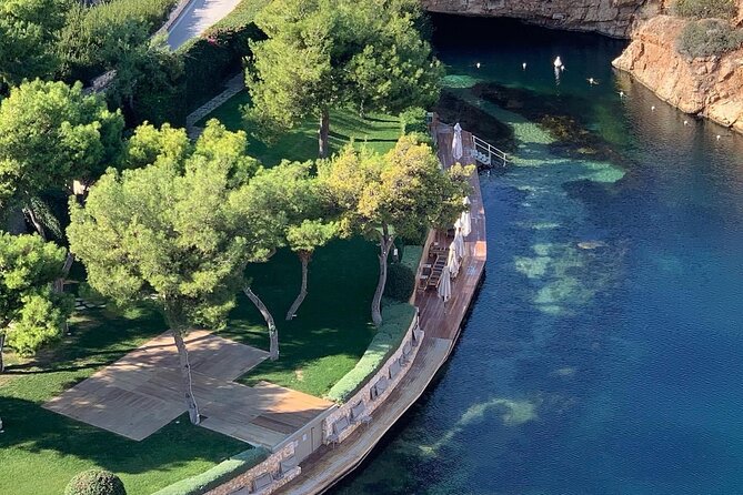 Lake Vouliagmeni Thermal Spa And Temple Of Poseidon Private Full Day Tour - Vouliagmeni food stop: Greek delicacies, seafood choices, and ice cream