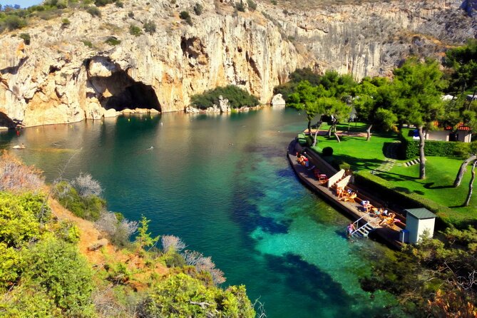 Lake Vouliagmeni Thermal Spa And Temple Of Poseidon Tour - Your driver makes the day: guides, humor, and pace control