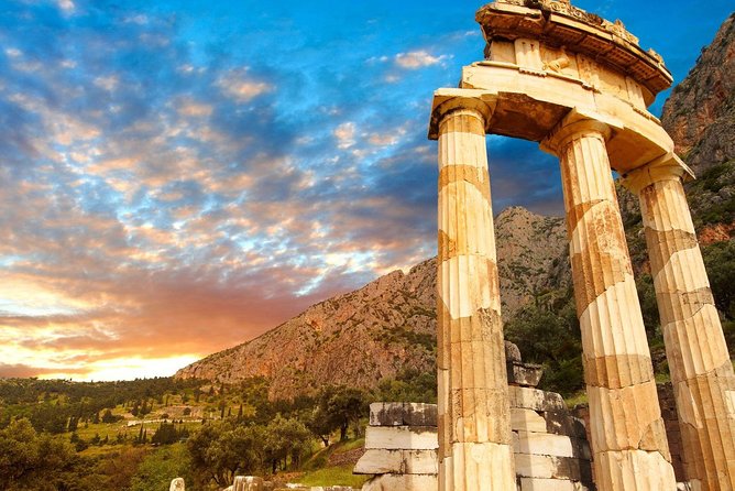 Mercedes Private Tour to Meteora, Delphi and Thermopylae - Key Points Before You Go