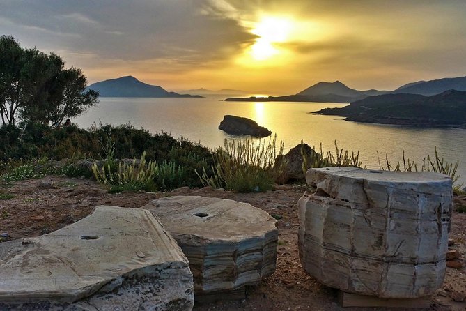 Mercedes Private Tour to Temple of Poseidon with Lunch and Swim - Mercedes E-Class details that make the ride feel like part of the day