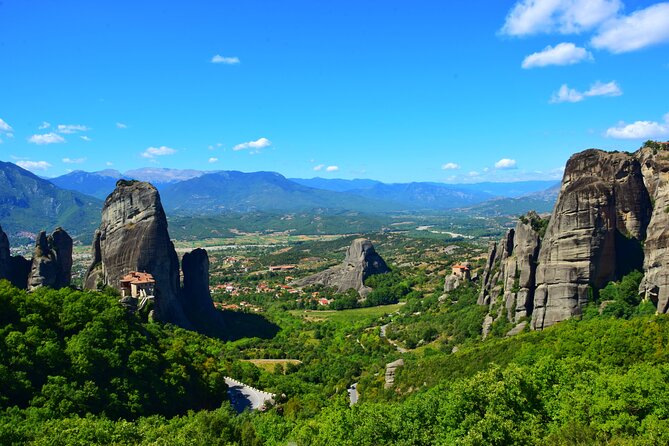 Meteora: A Private Journey to the Monasteries in the sky - Meteora Stop 1: The Rock Formations Set the Mood
