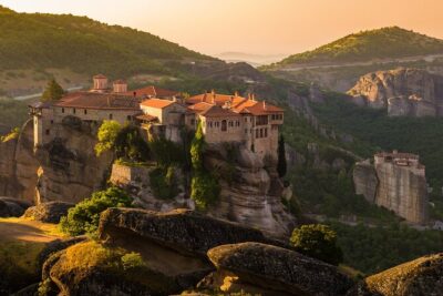 Meteora Day Trip with central Pick up & optional Lunch