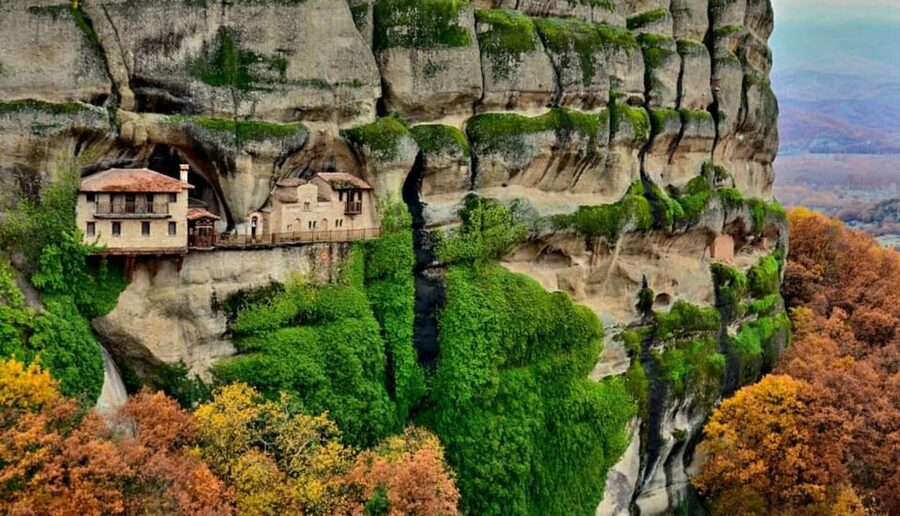 Meteora Monasteries: Full Day Tour from Athens - Hermit caves, small views that tell a big story