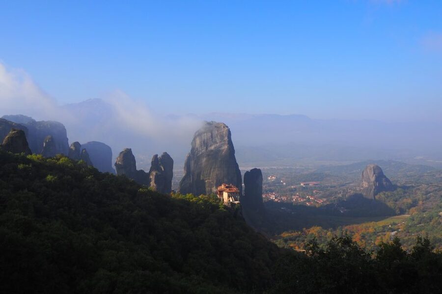Meteora Monasteries Tour from Athens - Thermopylae Hot Gates Stop: Why It’s More Than a Quick Photo