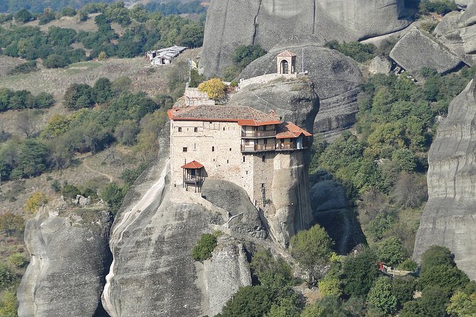 Meteora Private Full Day Tour - Comfort and Wi-Fi for a 13 to 14 hour day