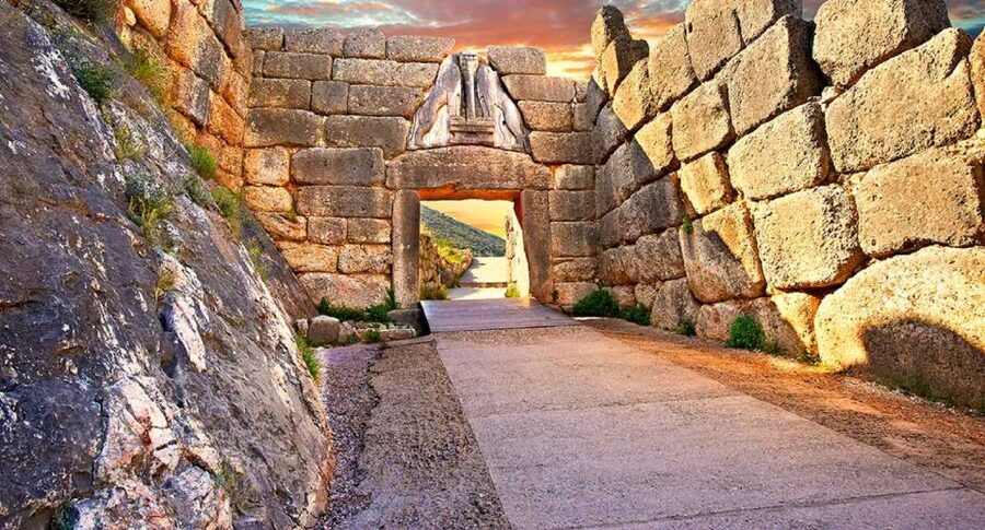 Mycenae Nafplion: one day Spanish guided tour - Before you go: packing and pacing tips that help