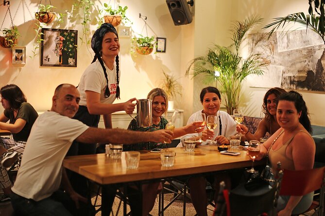 Nightlife Athens Tour inc. rooftops, tastings & 3 drinks - Group Size, Pace, and the Night-Walk Tradeoff