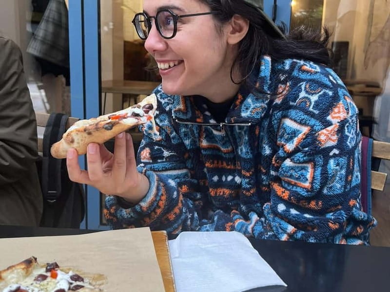 No Diet Club - Unique local Food Tour in Athens! - Guides make or break a food tour, and this one leans human