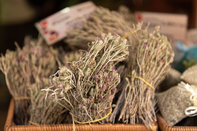 Piraeus: Explore the hidden food gems - Meeting point, start time, and how long you’ll be out