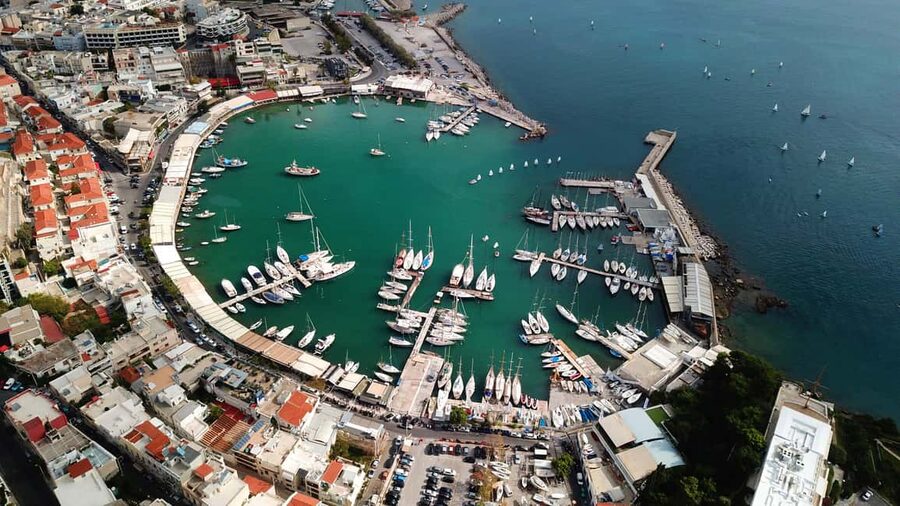 Piraeus Port: Athens Beach Escape & Vouliagmeni Lake - Kavouri Beach Stop, The Most Relaxed Way to Spend 3 Hours