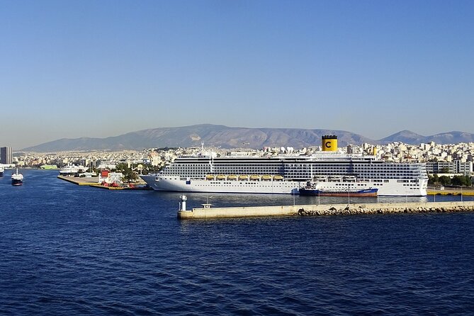 Piraeus Port/Hotels to Athens Airport Private Transfer-Meet&Greet - The Mercedes Ride: Quiet Comfort With Real Extras