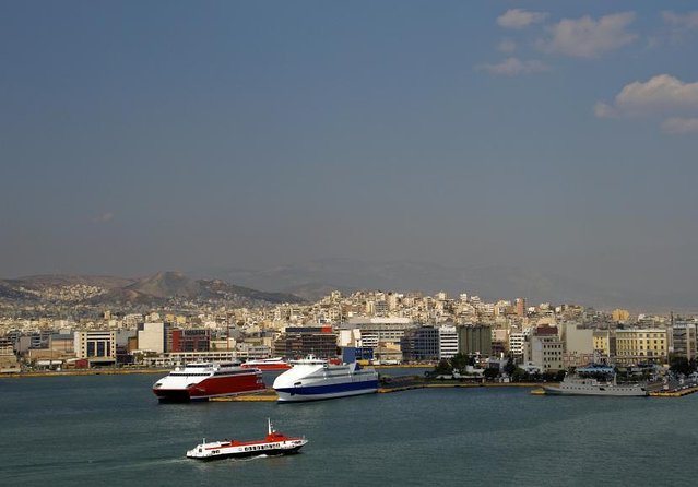 Piraeus Port Private Transfer to Athens Airport with Meet & Greet - Where You’ll Meet Your Driver at Piraeus
