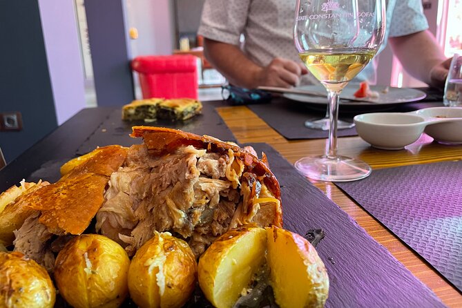 Premium Nemea Wine Tour from Athens, Nafplio or Nemea, with Oenologists - The oenologist guide: what to ask so you taste better