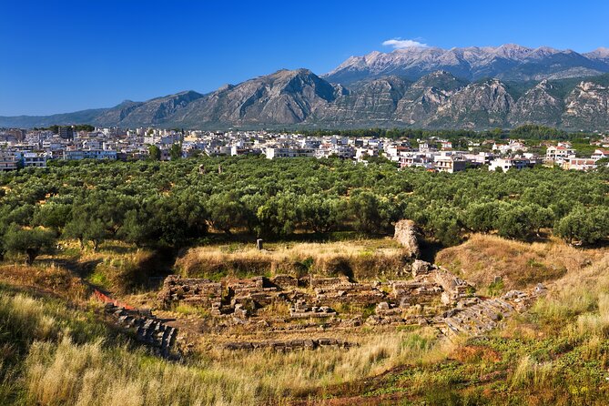 Private Day Trip to Corinth Canal, Sparta and Mystras - What the Driver-Guide Does Well (and What It Means for You)