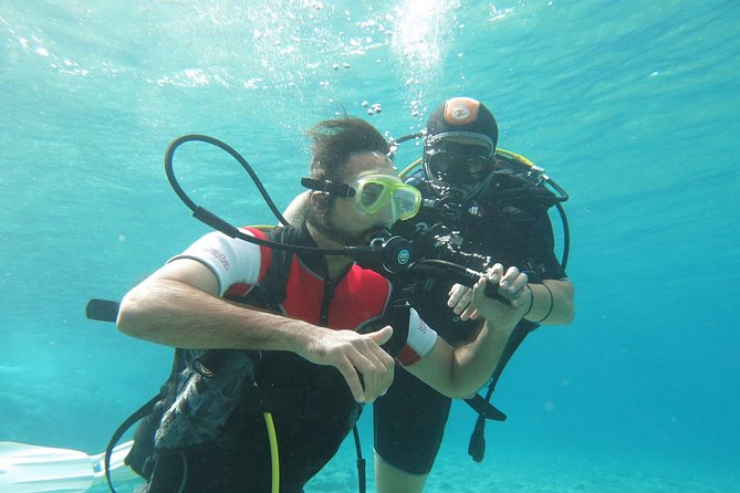 Private Discover Scuba Diving for Beginners in Athens with Pickup - The briefing plus gear check is where first-timers win