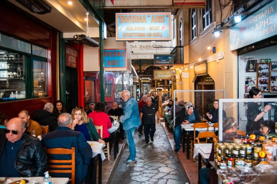 Private Food Tour Athens, Travel like a Food Editor. - Dessert and Bakery Time: Koulouri and Loukoumades