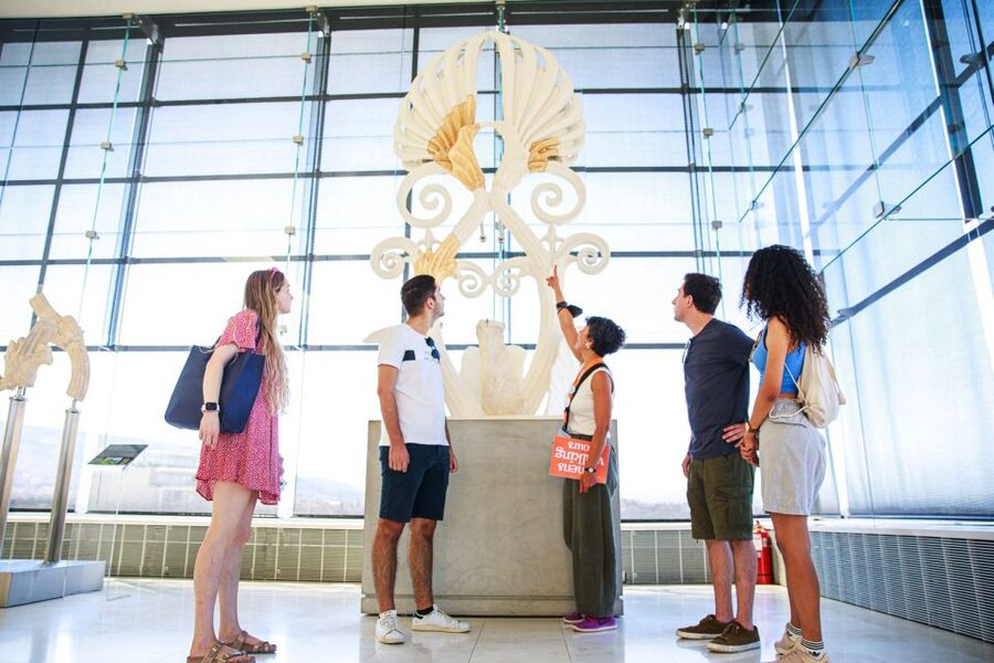 Private Guided Tour: Athens, Acropolis and Acropolis Museum - Meeting at Syntagma and warming up with Parliament and gardens
