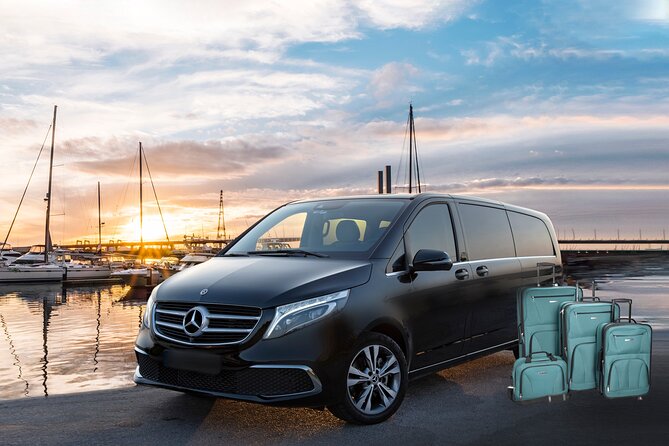 Private Limo Transfer From ATH Airport To Athens/Pireaus/Suburbs - Mercedes Comfort, Wi-Fi, and an English-Speaking Driver on the Way In